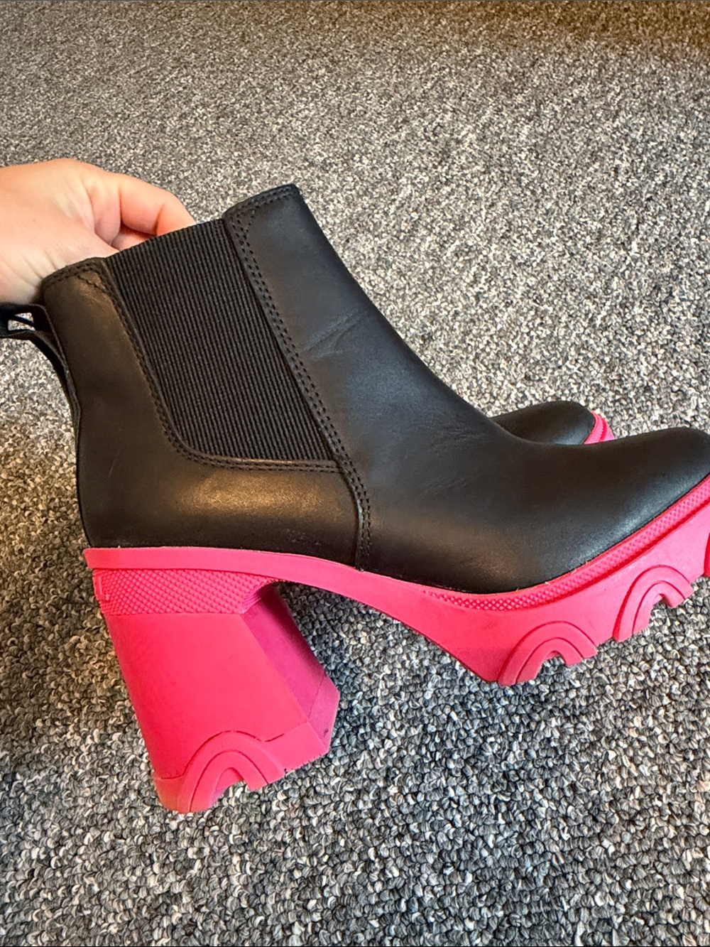 Sorel Black Chelsea Boots with Pink Chunky Heel - Picture 5 of 8